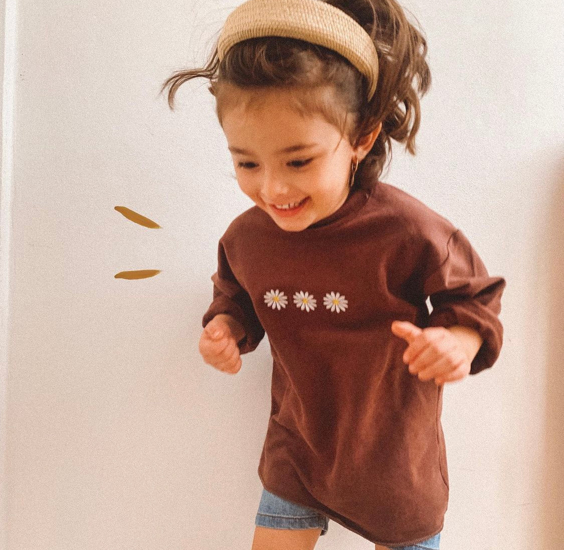 Girl T-shirt - Brown Flowers 